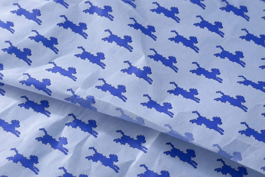 Papier de soie à motifs de chiens bleus